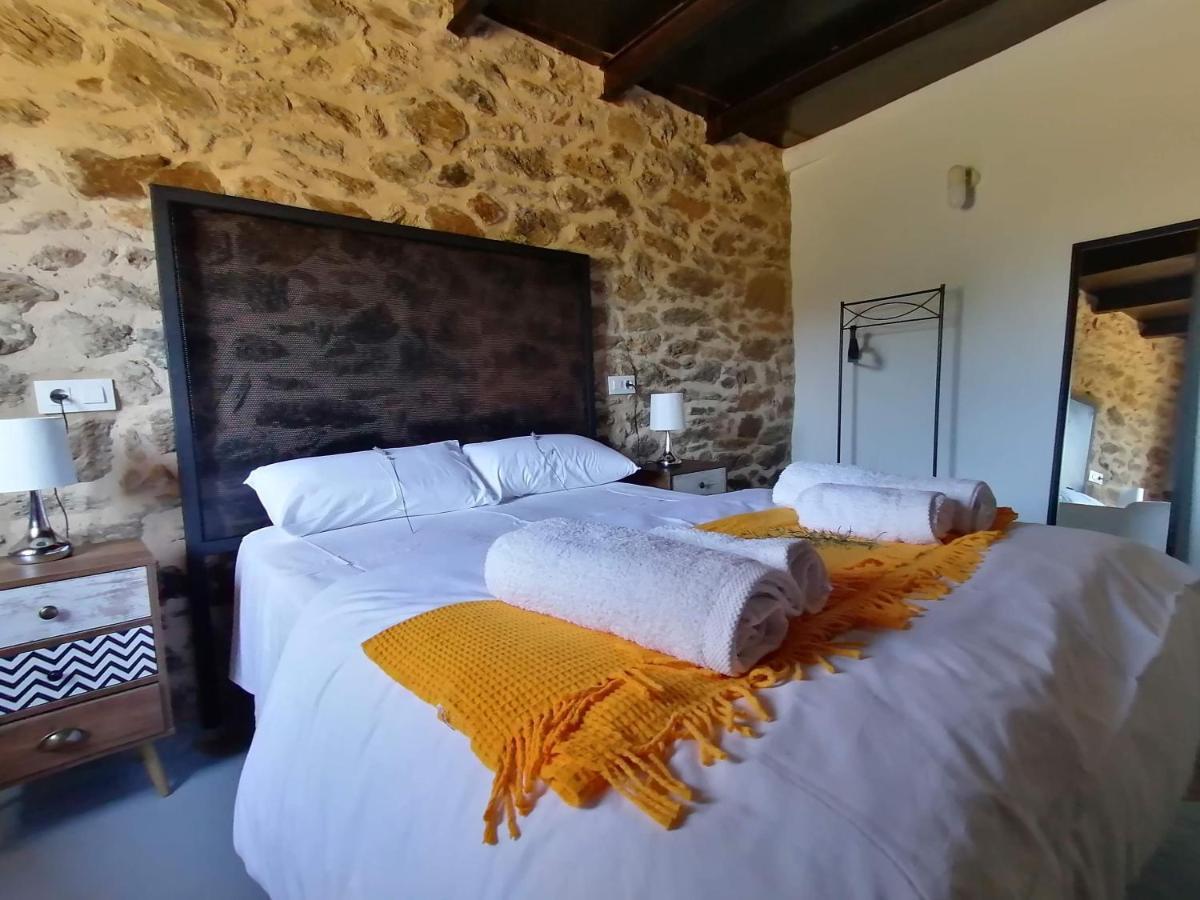 La Fontica Villa Villanueva de Valrojo Exteriör bild